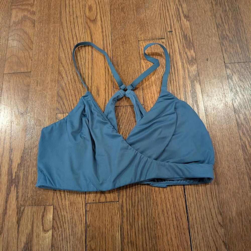 No Boundaries Women's Blue Sports Bra